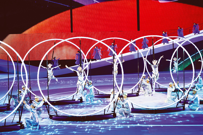 第三篇章《青春的奔跑》。记者叶子榕摄